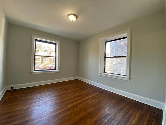 4th image of 37-06 69th St #1E