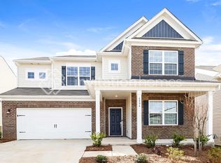 6004 Oak Branch Cir, Maiden, NC 28650