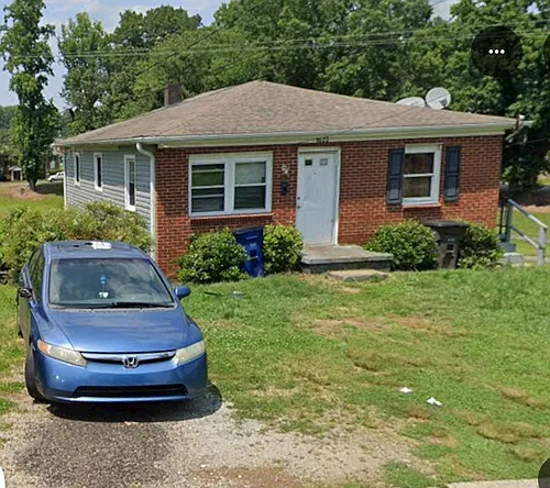 1655 E 24th St Photo 1