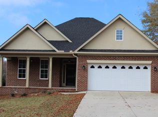 102 Lacy Ct, Greenwood, SC 29649