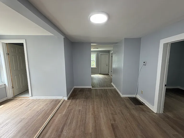 6 Evans St #1 — Photo 4