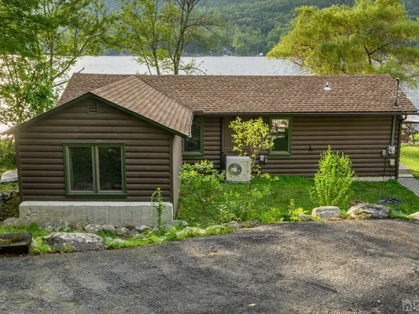 163 E Shore Lake Owassa Rd, Newton, NJ 07860