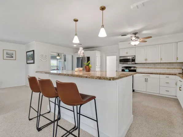 12890 SE Circle Drive, Hobe Sound, FL 33455
