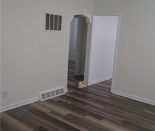 5th image of 3423 Buckeye St