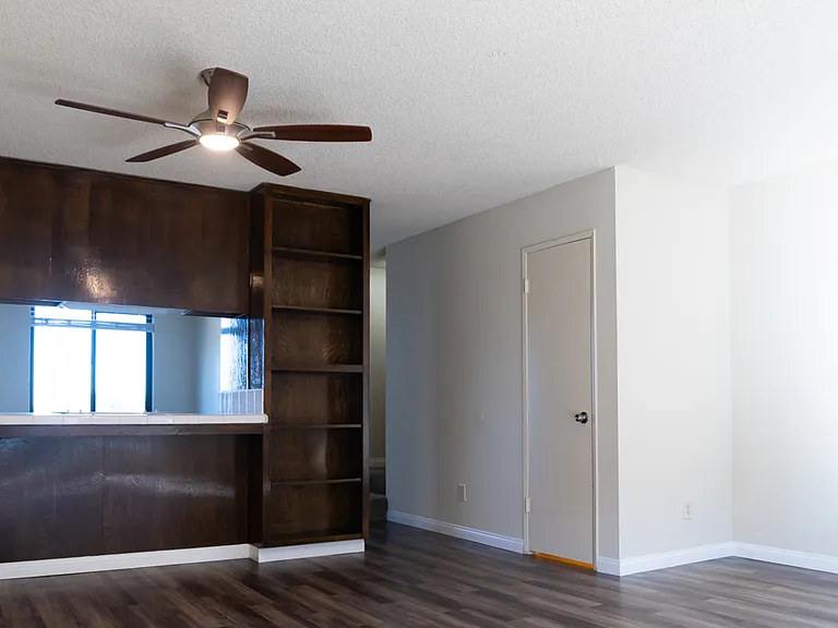Magnolia Apartments — Photo 3