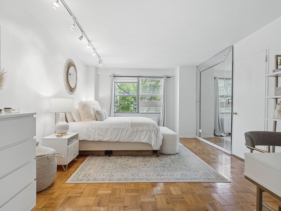 1st image of 155 E 34th St APT 7D