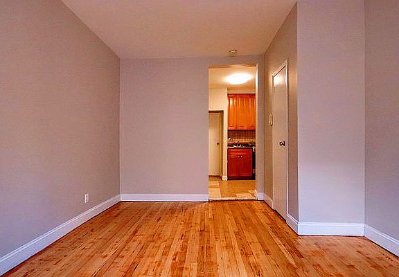 3rd image of 25 Clinton St APT 302