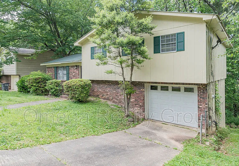 5209 Goldmar Dr — Photo 2