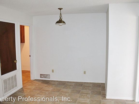 4th image of 1314 Summerwood Dr
