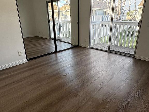 4th image of 113 Abbeywood Ln