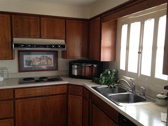 4th image of 1804 Marshall Ave