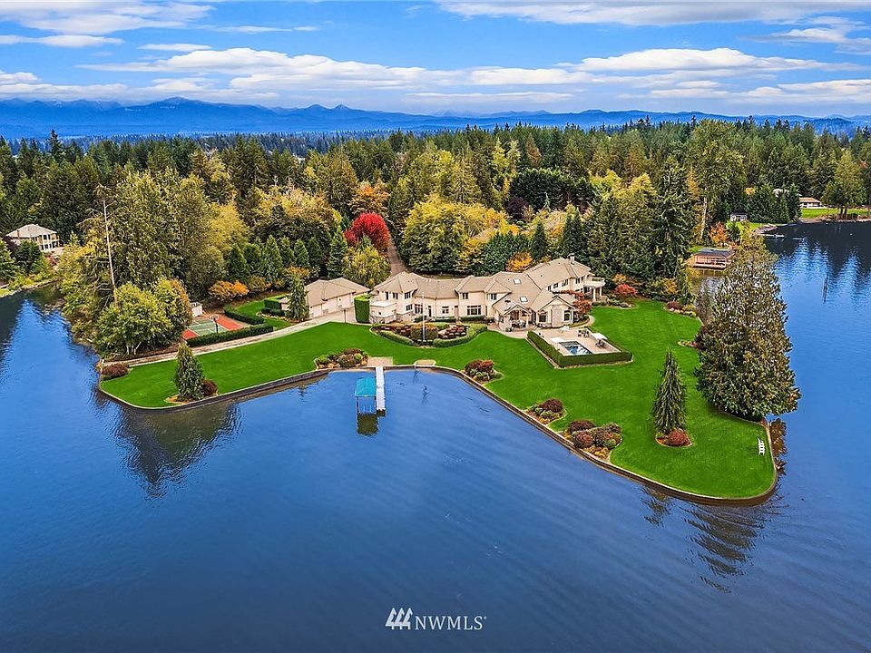 1,310' Lake Tapps Peninsula.