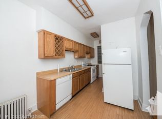 650 W Buckingham Pl #1825, Chicago, IL 60657