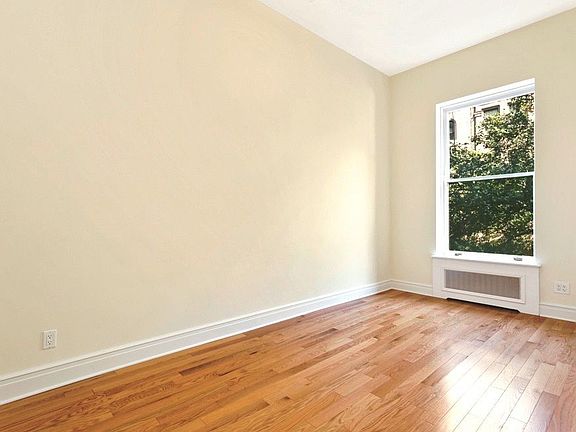2nd image of 44 W 69th St APT 2A