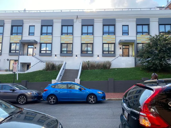 2422 17th St NW, Washington, DC 20009