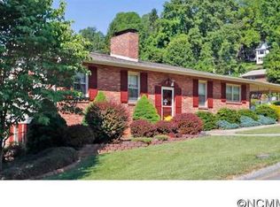 181 Azalea Dr, Waynesville, NC 28786