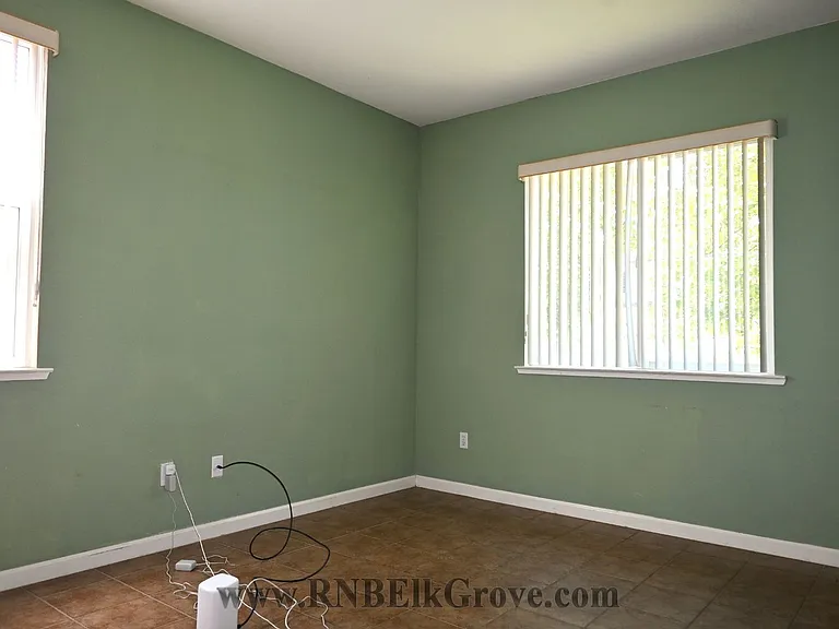 9433 Triathlon Ln — Photo 5