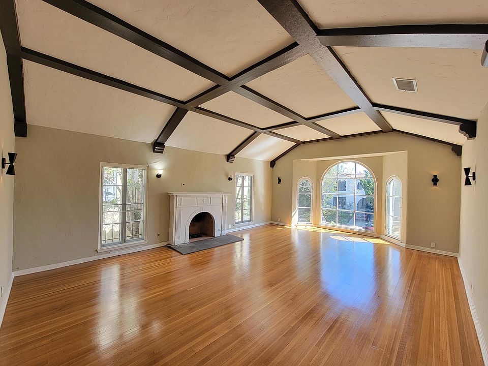 1st image of 339 N Mansfield Ave #339