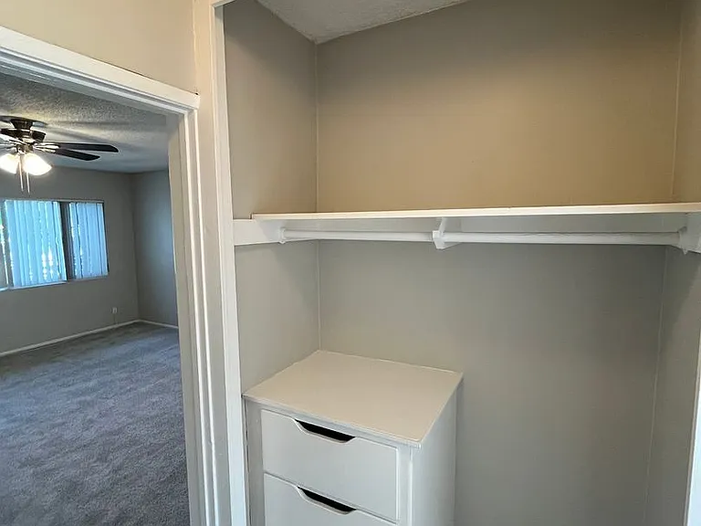 1682 SOUTHWOOD APARTMENTS LLC — Photo 7
