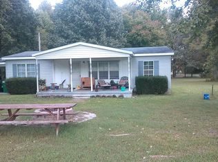 881 Retirement Cir, Calvert City, KY 42029