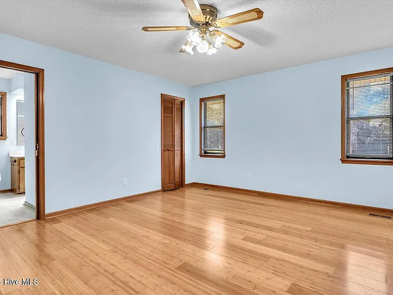 7071 Old Oak Rd NW — Photo 51