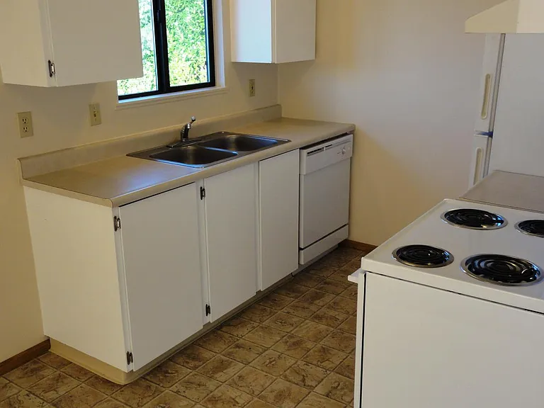 3340 SE Cesar E Chavez Blvd #6 — Photo 11