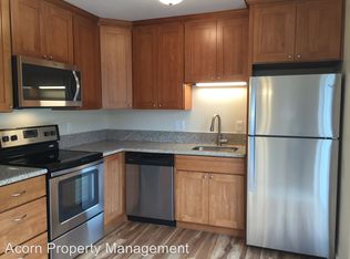 22935 SW Pine St APT 2, Sherwood, OR