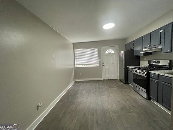 3rd image of 405 Fairburn Rd SW #45