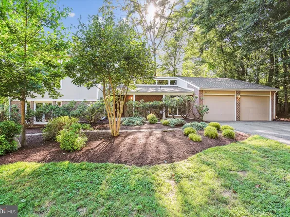 8717 Hidden Hill Ln, Potomac, MD 20854