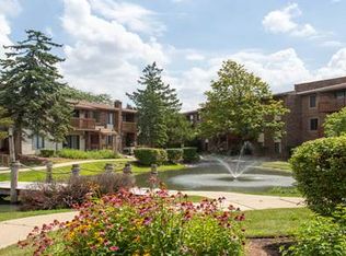 Arrowhead, Palatine, IL 60074