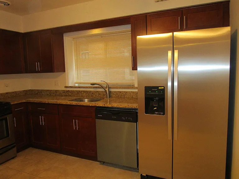 1194 S Kenilworth Ave #1 — Photo 3