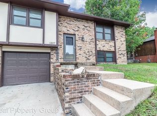 1807 Garden Dr, Columbia, MO 65202