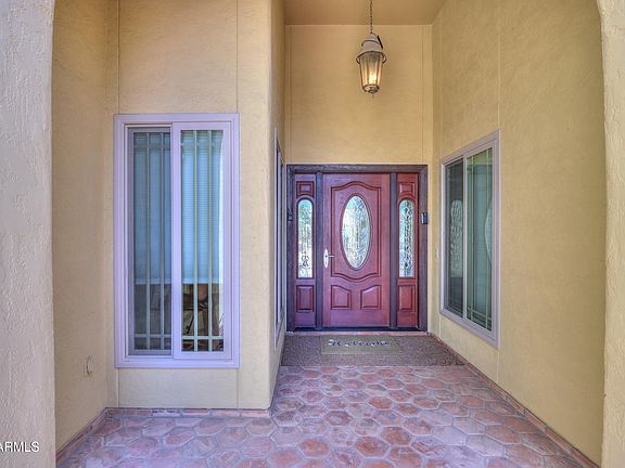 3rd image of 10623 E BELLFLOWER Drive