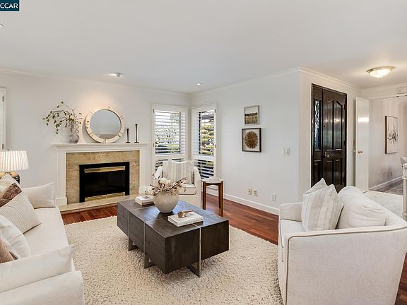 2nd image of 7591 Northland Pl