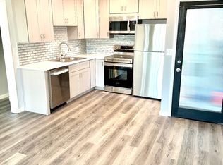 1510 W Balboa Blvd APT F, Newport Beach, CA 92663