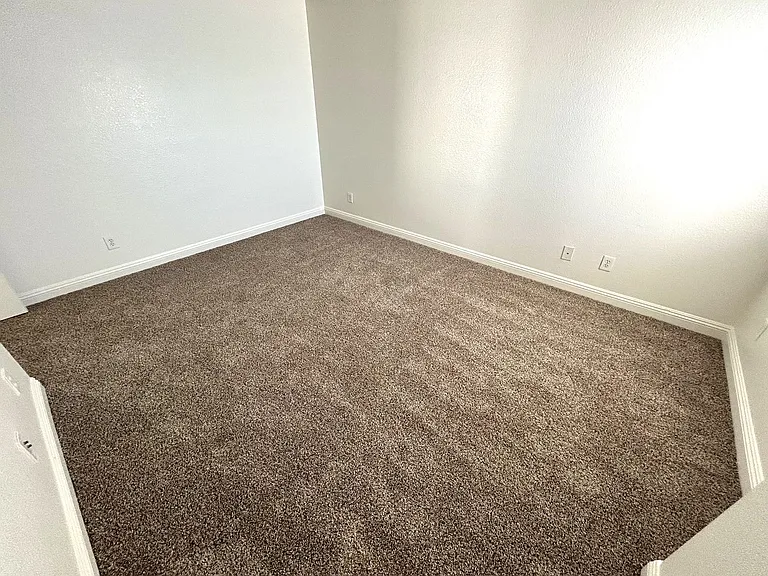 8877 Tomnitz Ave — Photo 29