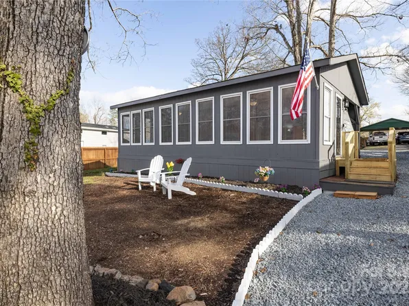 167 Holly Harbor Trl #169/170, Mount Gilead, NC 27306