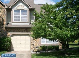 85 Sandhurst Dr, Mount Laurel, NJ 08054