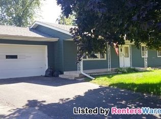 8001 33rd Pl N, Crystal, MN 55427