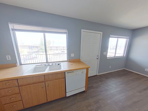 4th image of 3719 Royal Crest St #205