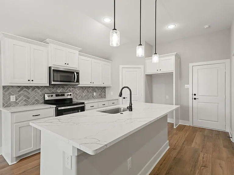 1005 Hardaway Ln — Photo 13