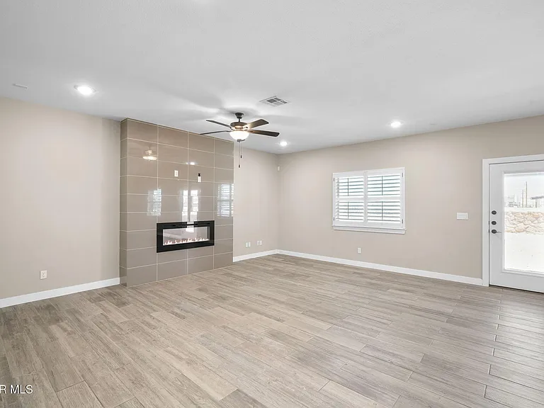 10013 Hueco Junction Rd — Photo 13