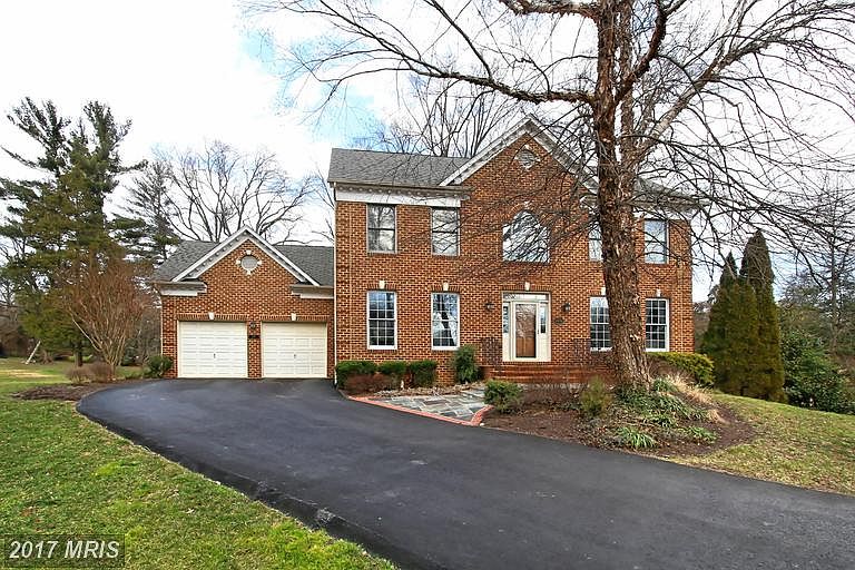 1st image of 2850 Willowmere Woods Dr