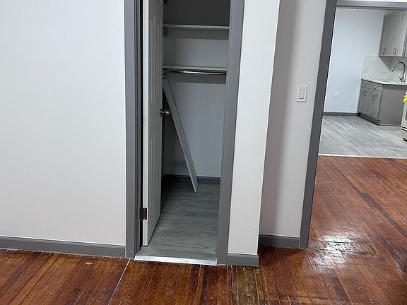 5th image of 917 124th St Floor 2