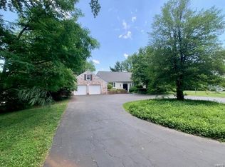 4 Jaccard Ln, Saint Louis, MO