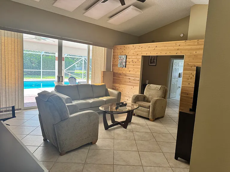 2937 SE Cates Cir — Photo 37