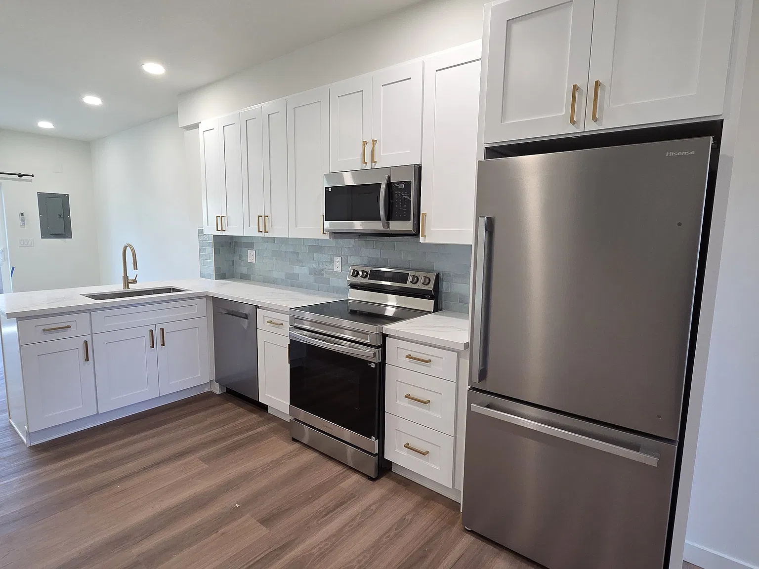 2 bed, 2.5 bath, 1050 sqft, $2,795 — Photo 4