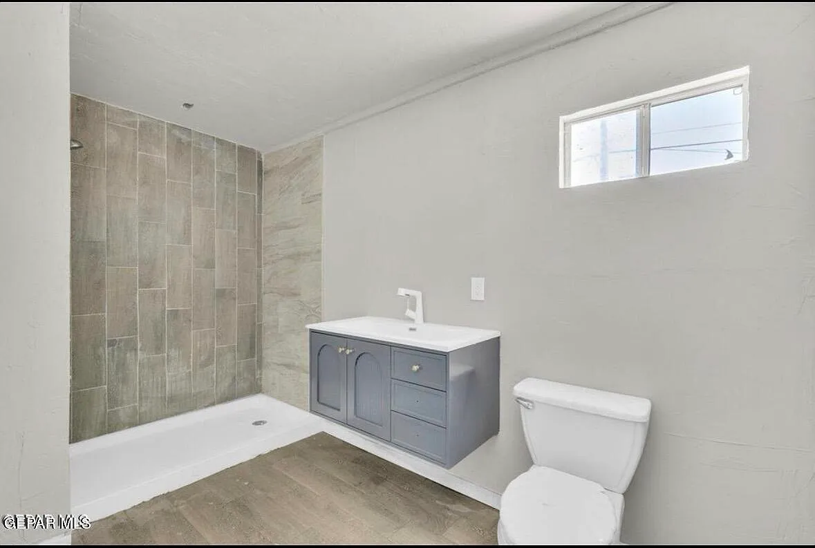 2 bed, 1.0 bath, 650 sqft, $850 — Photo 3