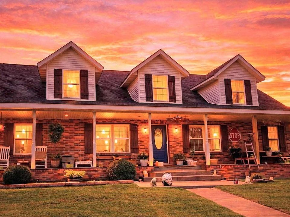 1st image of 63 Magnolia Drive