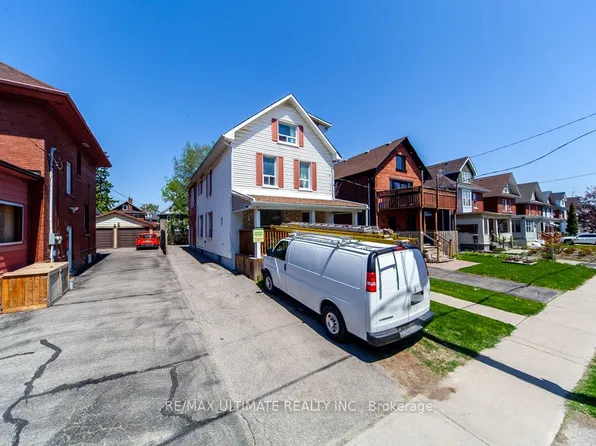 128 Elgin St E, Oshawa, ON L1G 1T3